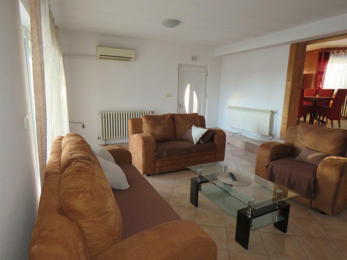 Guesthouse Dila Galovac (Zadar) Exterior photo